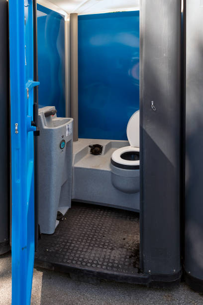 Best Portable restroom trailer rental  in Fayette, MS